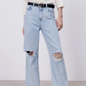 Zara Acid Light Wash Ripped Knee Wide Leg Baggy Jeans in US 10
